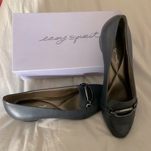 New in box Easy Spirit Urmina Navy Leather shoes 11 wide